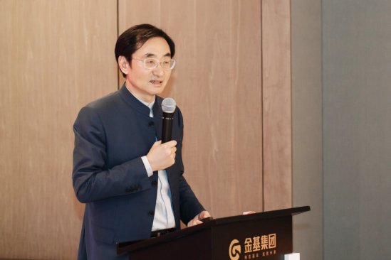 1614666640871705.png 奋斗者的梦想-金基集团2021年会圆满召开566.png